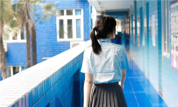 细水乡如何找到一个可以帮助我生孩子的女人？